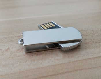 Memoria USB metal-222 - BW222 (1).jpg